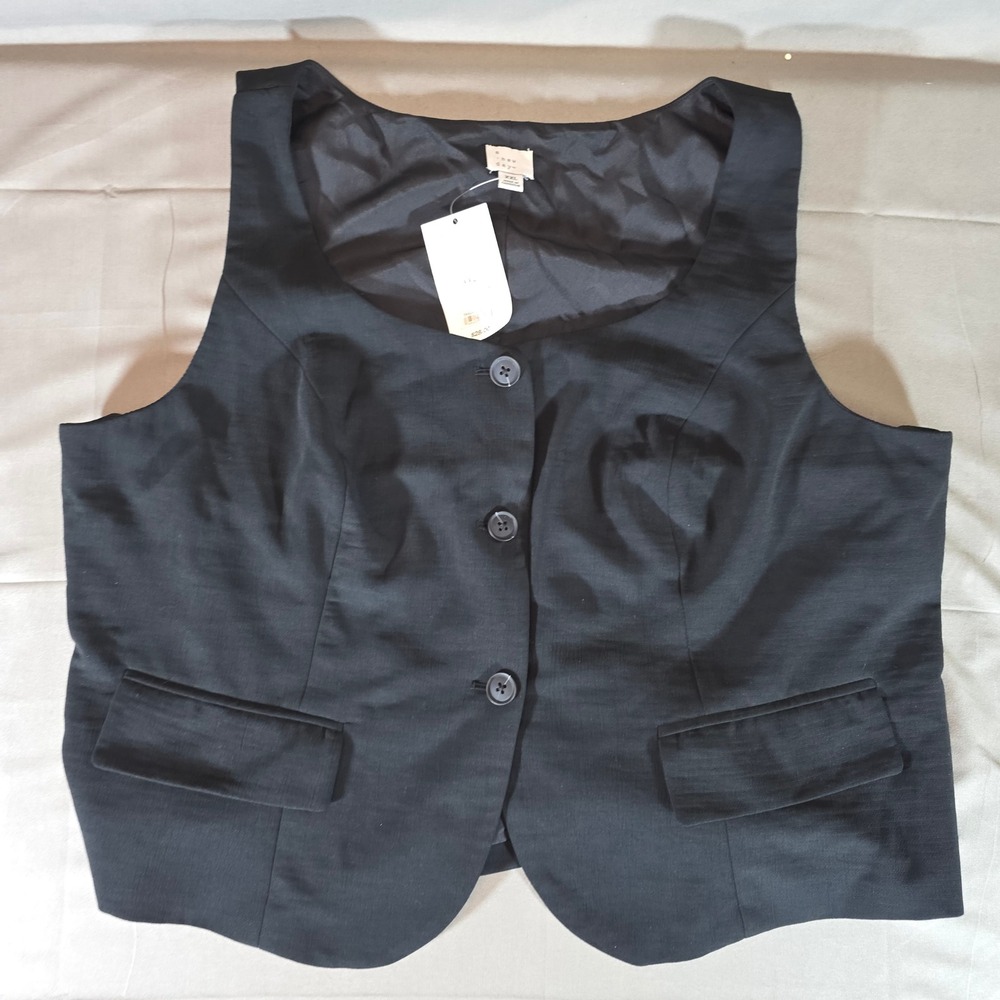 A New Day Black Button Front Tailored Vest XXL NWT 018 02 5135